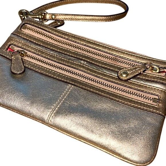 Coach‎ Leather Wristlet Metallic Gold Triple Zippy Pocket - Picture 2 of 9